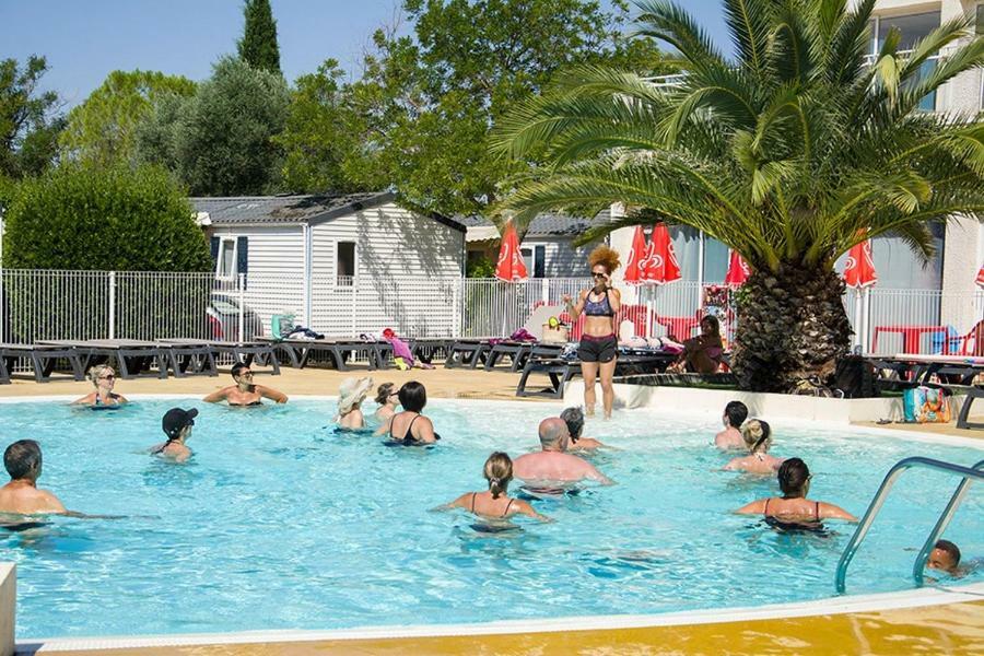 Camping Les Amandiers - Maeva Hotel Gallargues-le-Montueux Exterior foto